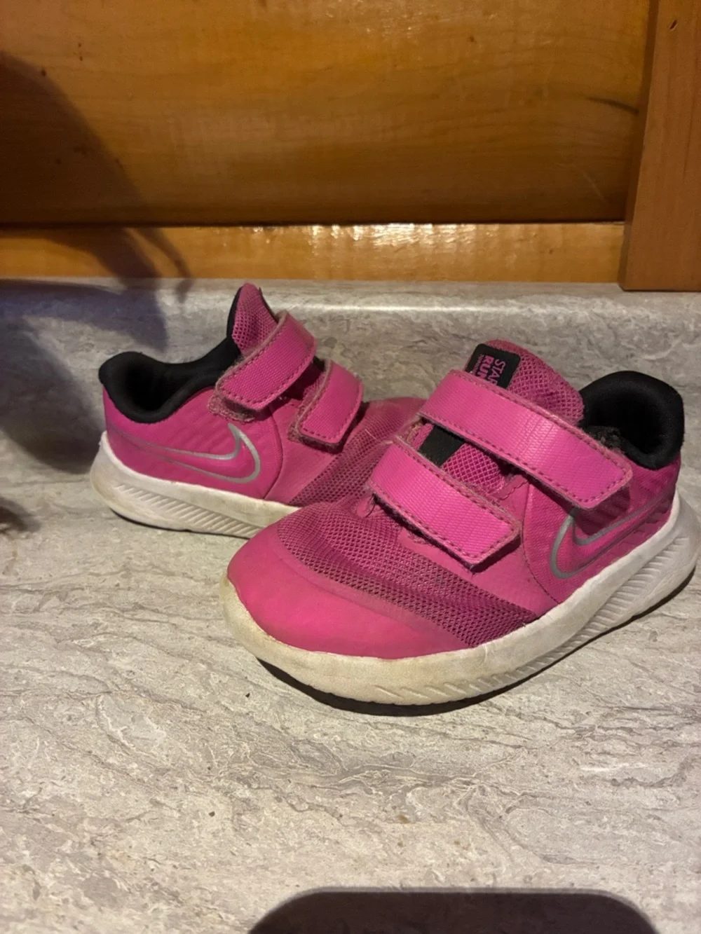 Nike toddler Pink Velcro Sneakers with Silver Swoosh - Picture 1 of 3